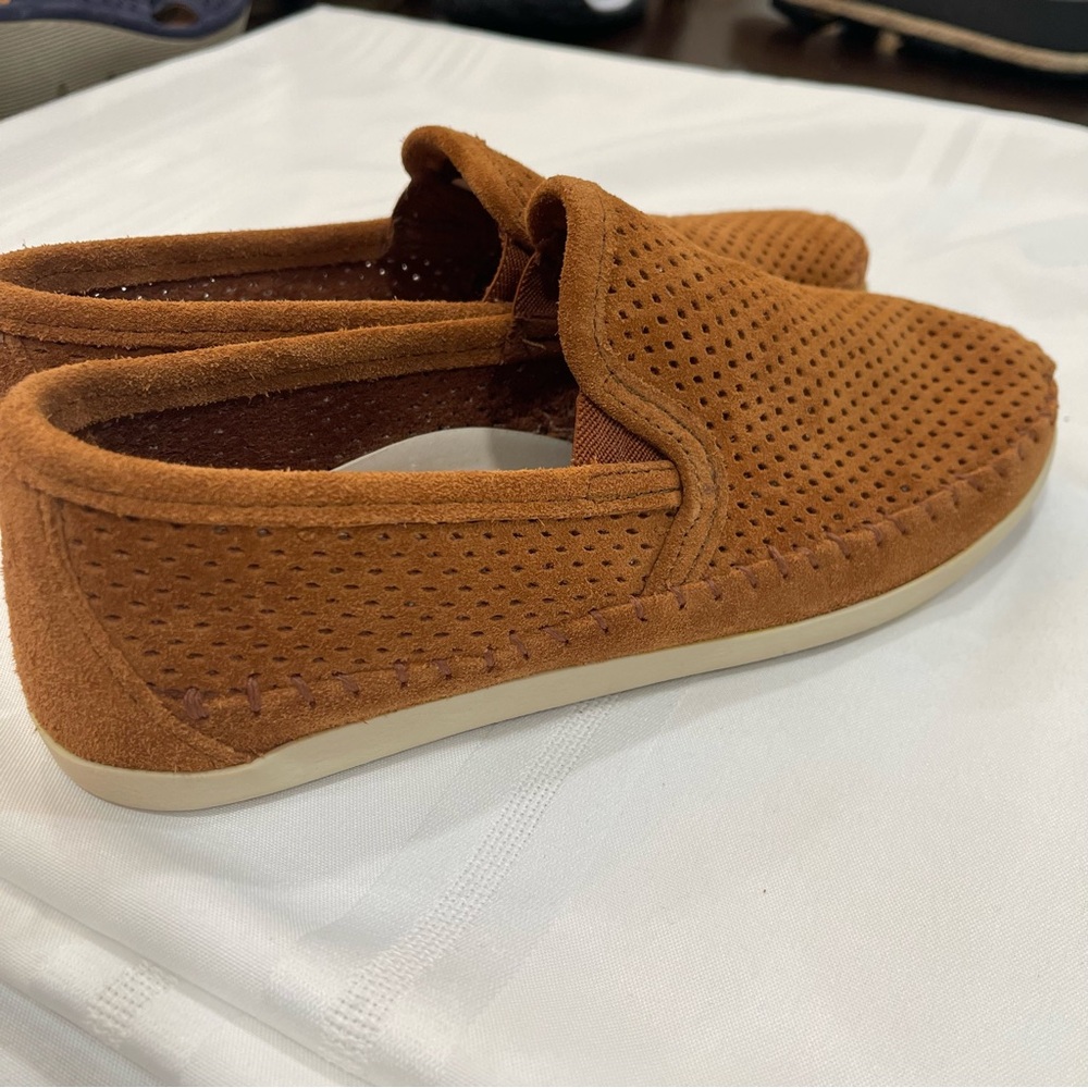 Minnetonka Brown Loafers Slip-On Shoes NWOB
